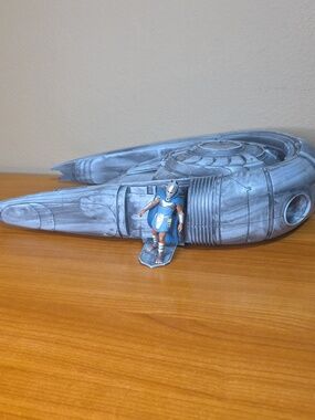 Predator: Badlands Yautja Scout Ship Popcorn Bucket Regal Cinemark